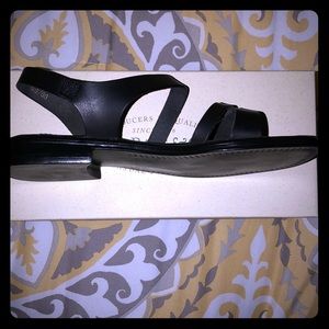 Black Flat sandals